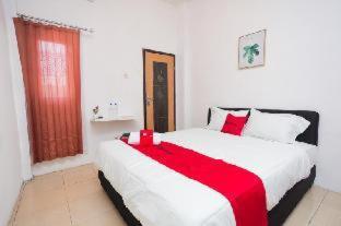 Reddoorz Near Plaza Araya Malang Otel Blimbing  Oda fotoğraf